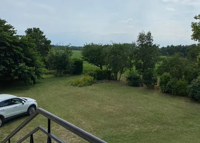 Holiday home Maison T4 Dans Ancien Corps De Ferme Avec *